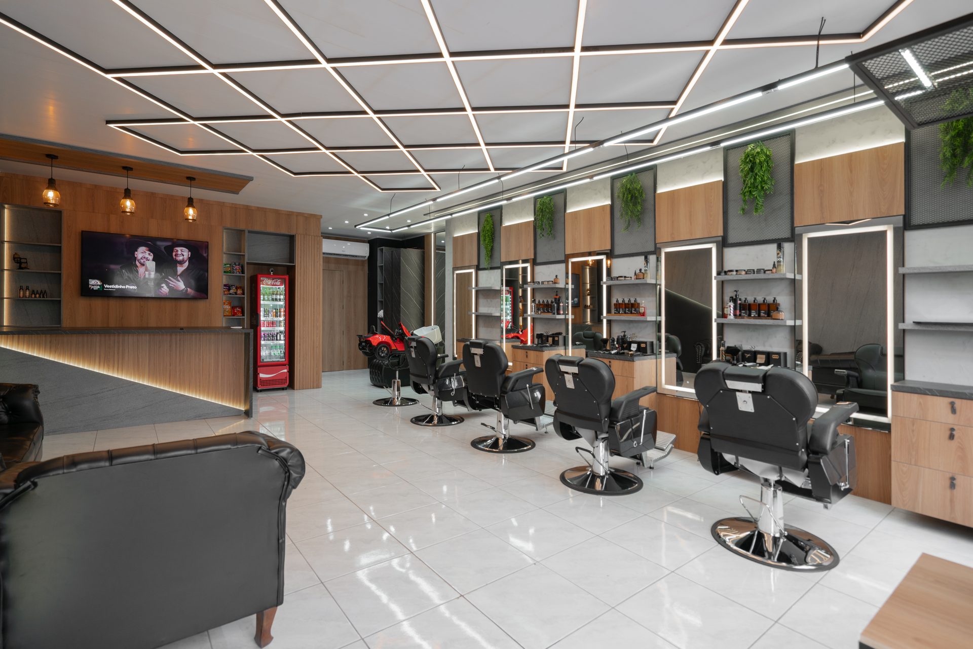 Interior da John Barber em Glorinha